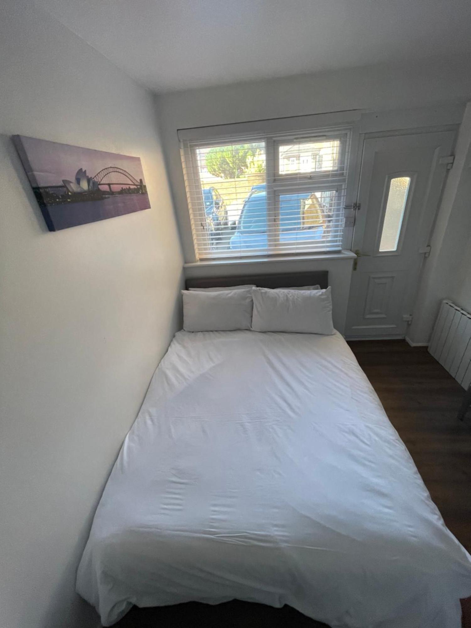 Fantastic Studio, Private Bathroom And Mini Kitchen. Thamesmead  Zewnętrze zdjęcie